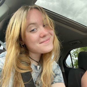 Meet your Posher, Mckayla